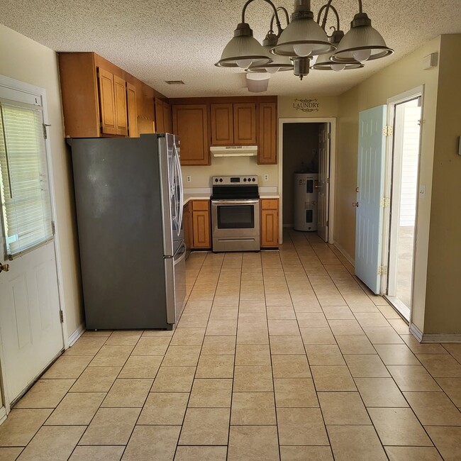 719 Macey St in East Dublin, GA - Building Photo - Building Photo