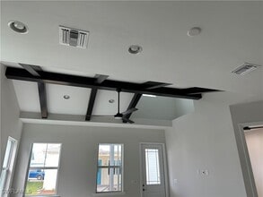 7255 Saona CT in Naples, FL - Building Photo - Building Photo