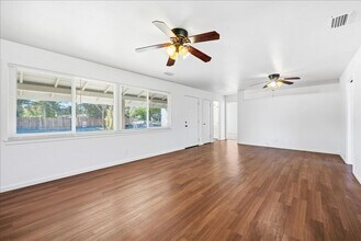 3333 Alta Arden Expy in Sacramento, CA - Building Photo - Building Photo