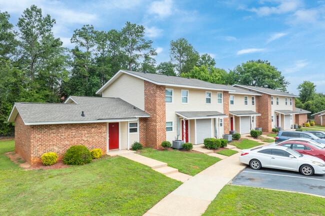 Savannah Oaks Apartments in North Augusta, SC - Building Photo - Building Photo