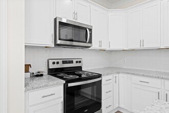 135 Bayou View Dr in Fort Walton Beach, FL - Building Photo - Building Photo