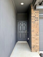 106 Camargue Dr in Hutto, TX - Building Photo - Building Photo