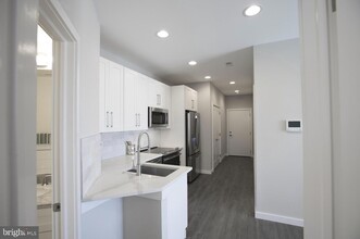 1508 Ridge Ave, Unit 502 in Philadelphia, PA - Building Photo - Building Photo