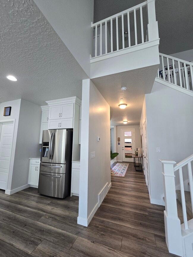 property at 3299 S Claire Ave