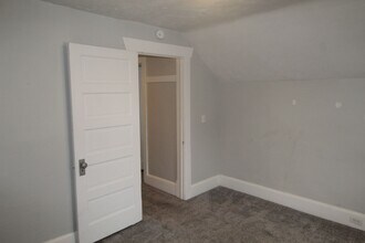 1711 E Bridgeport Ave in Spokane, WA - Building Photo - Building Photo