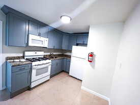 189 3rd Ave, Unit Apt 2 in Westwood, NJ - Foto de edificio - Building Photo