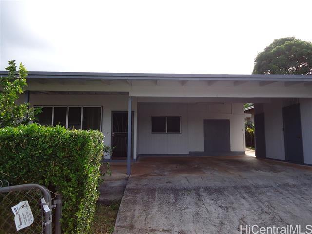 1037 Noelani St in Pearl City, HI - Building Photo