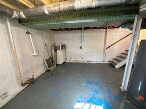 1028 Dawson St in Waterloo, IA - Building Photo - Building Photo