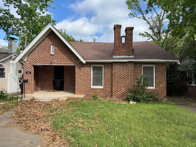 property at 2511 Parrott Ave