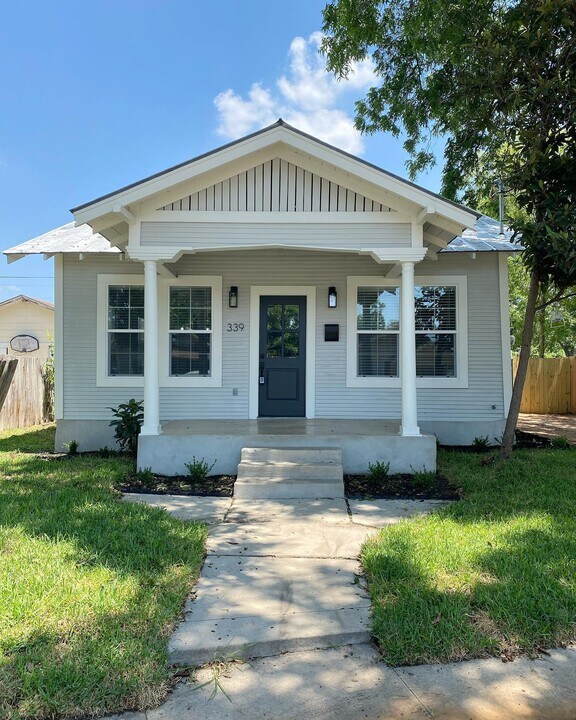 339 Preston in San Antonio, TX - Foto de edificio