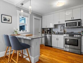 9 Cottage Park in Melrose, MA - Foto de edificio - Building Photo
