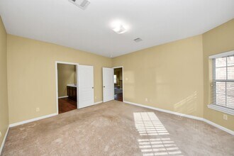 6915 Primrose Rd in Baytown, TX - Building Photo - Building Photo