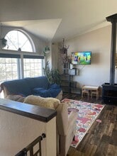 248 Oakshire Dr in Spring Creek, NV - Building Photo - Building Photo