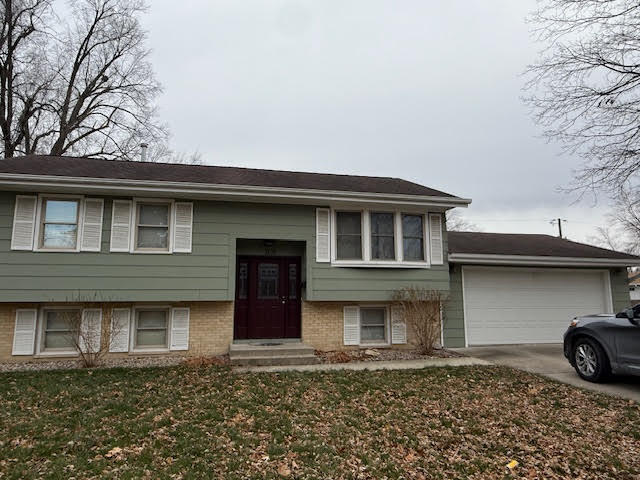 1128 28th St in Ames, IA - Building Photo