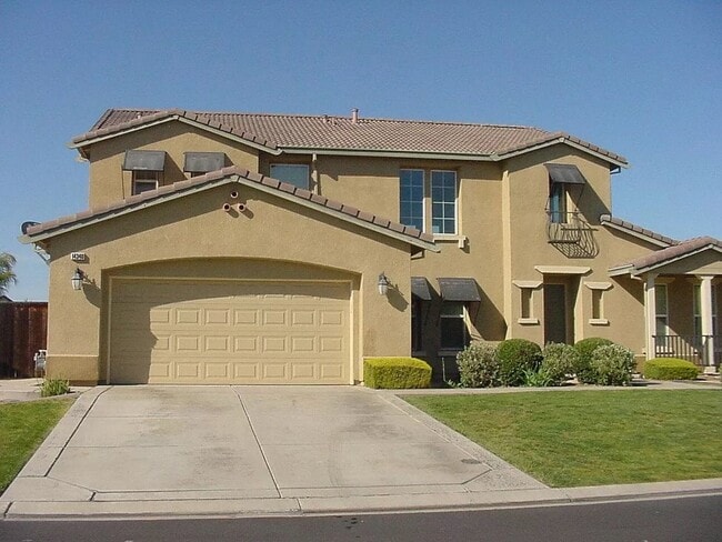 property at 14340 Spyglass Cir