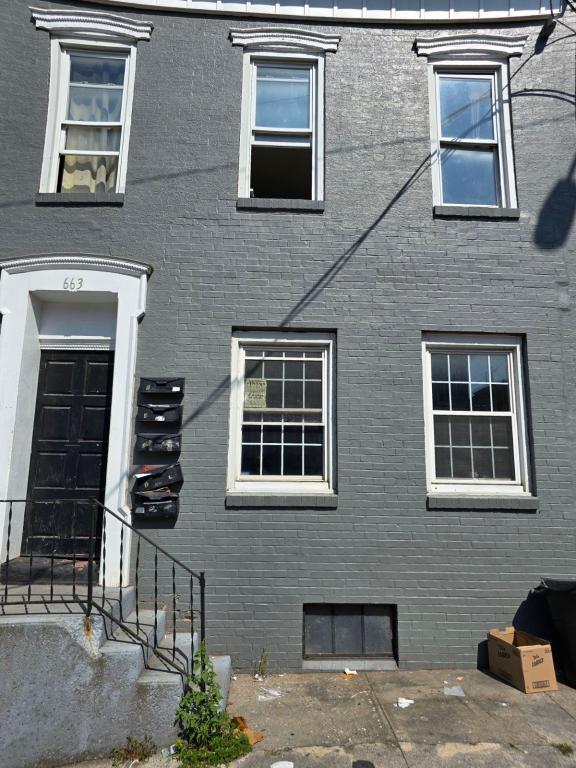 property at 663 E Market St
