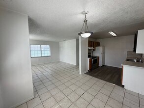 5261 Letha St in Orlando, FL - Building Photo - Building Photo