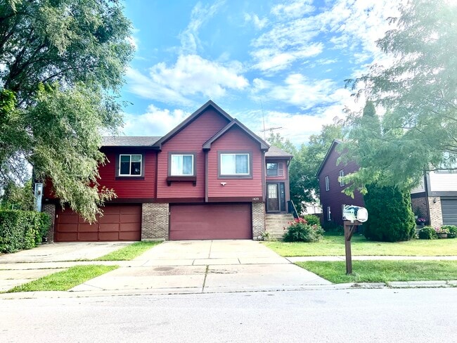property at 1420 Chippewa Trail