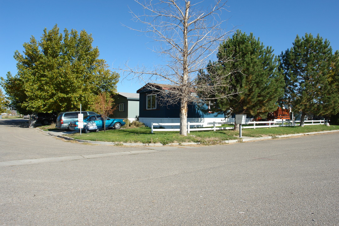 Arthur Court in Caldwell, ID - Building Photo