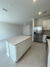 2922 Savoir in Davenport, FL - Building Photo - Building Photo