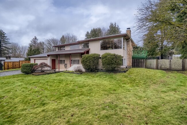 property at 17554 SE 135th St