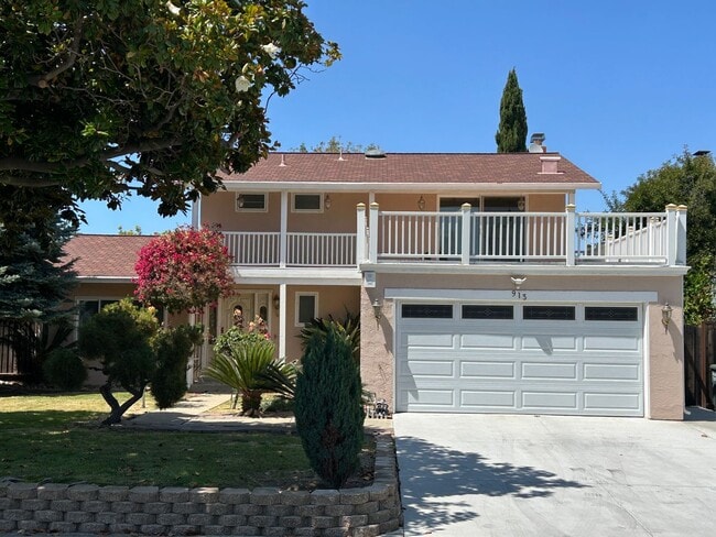 property at 913 Reed Ave