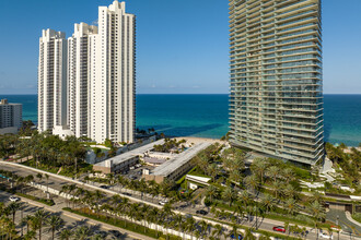 Miami Beach Club in Sunny Isles Beach, FL - Building Photo - Building Photo