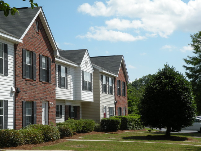 The Islands Apartments and Townhomes