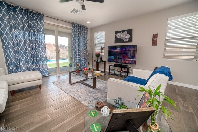 property at 111 Verde Rosa Dr