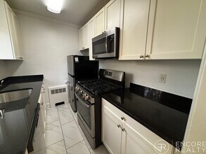 105 Longwood Ave, Unit 80-3 in Brookline, MA - Building Photo - Building Photo