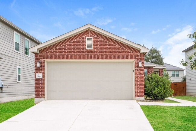 property at 7944 Broussard