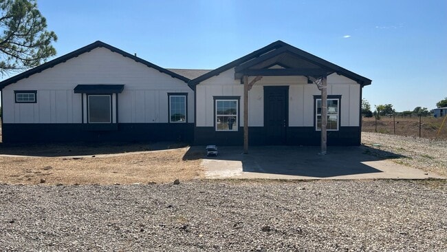 property at 512 Stoney Acres