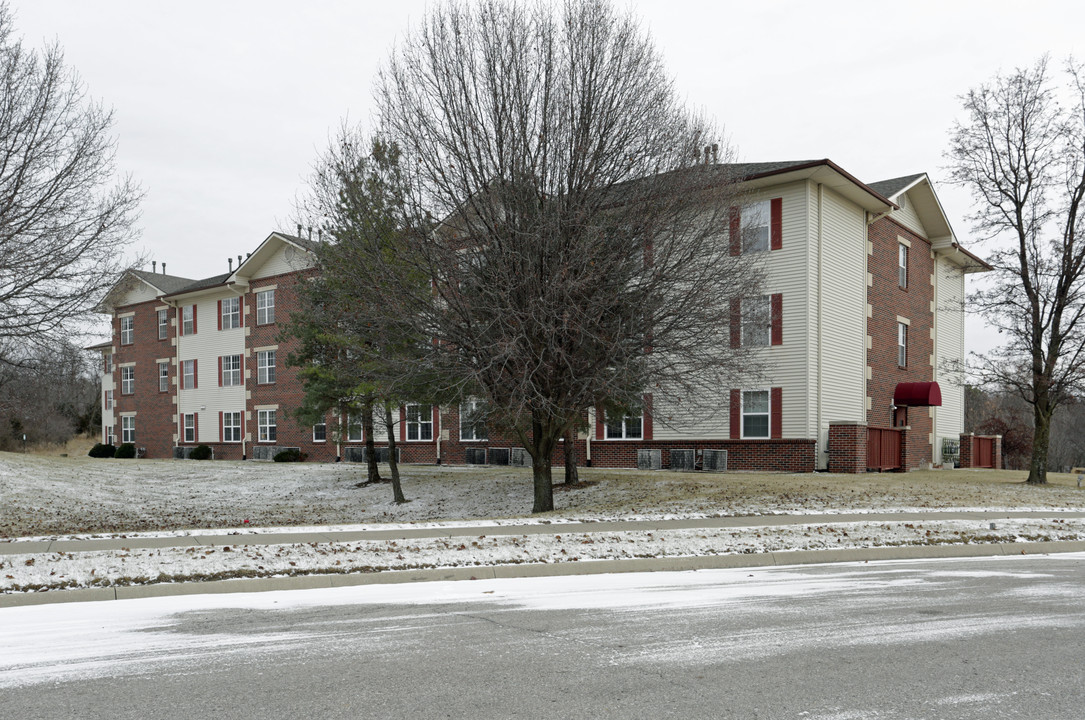 Tremont Place Senior Apartments in Kansas City, MO - Building Photo