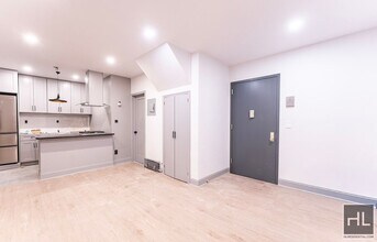 ESSEX STREET, Unit 2R in New York, NY - Building Photo - Building Photo
