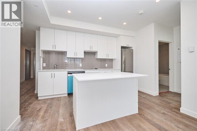 property at 461 Green Rd