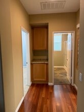 13885 Hawthorn Ave in Corona, CA - Foto de edificio - Building Photo