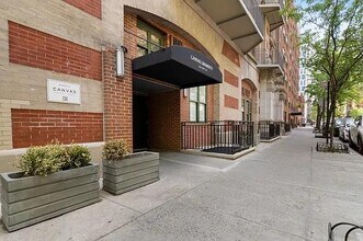 210 E 22nd St in New York, NY - Building Photo - Building Photo