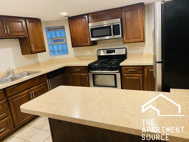 property at 3110 W Fullerton Ave