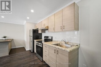 130 King St E in Clarington, ON - Building Photo - Building Photo