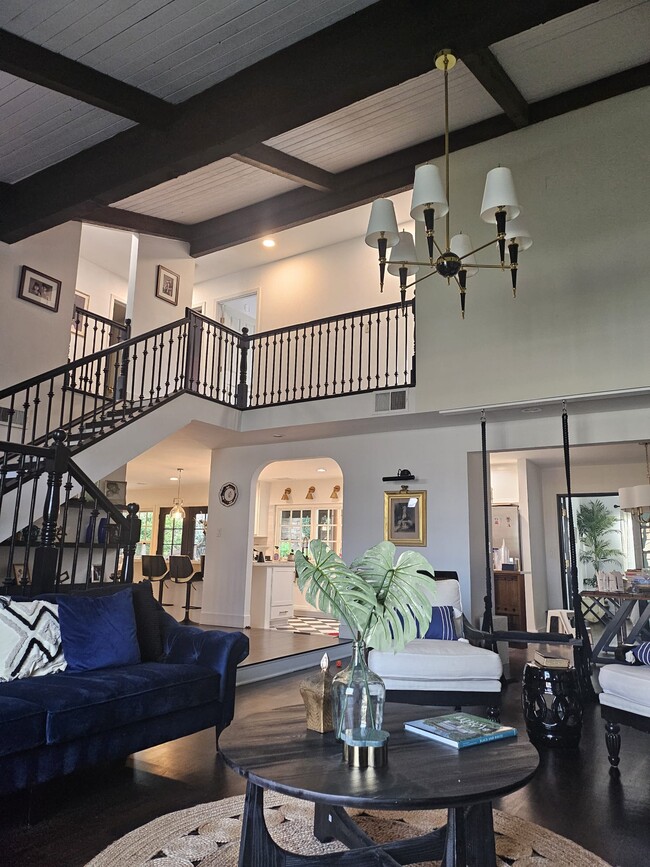 property at 3301 Blue Ridge Ct