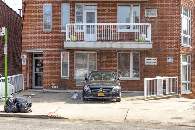 197 Bay 47th St in Brooklyn, NY - Building Photo - Building Photo