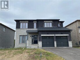 31 Butternut Dr in Simcoe, ON - Building Photo