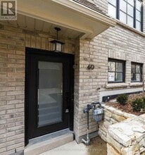 40 Lunar Cres in Mississauga, ON - Building Photo - Building Photo