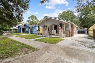 836 Lynton St in Jacksonville, FL - Building Photo - Building Photo