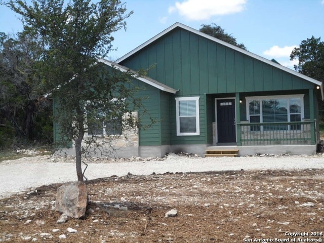 1211 Rimrock Cv in Spring Branch, TX - Foto de edificio - Building Photo