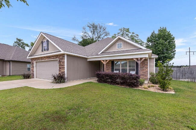 110 Wenlock Cir in Bonaire, GA - Building Photo - Building Photo