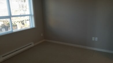 5889 Irmin St in Burnaby, BC - Building Photo - Building Photo