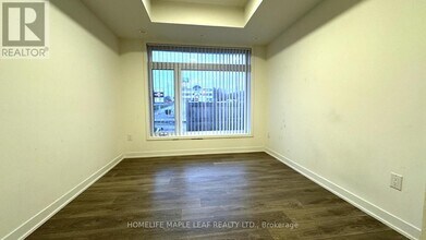 160 Canon Jackson Dr in Toronto, ON - Building Photo - Building Photo