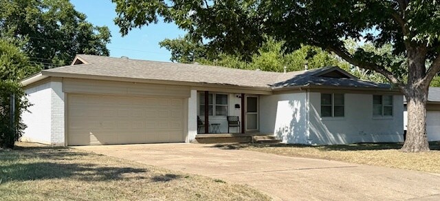 4625 Nadine Dr in Haltom City, TX - Building Photo