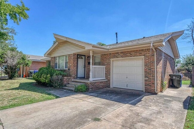 1428 Lindale Ave in Norman, OK - Building Photo - Building Photo